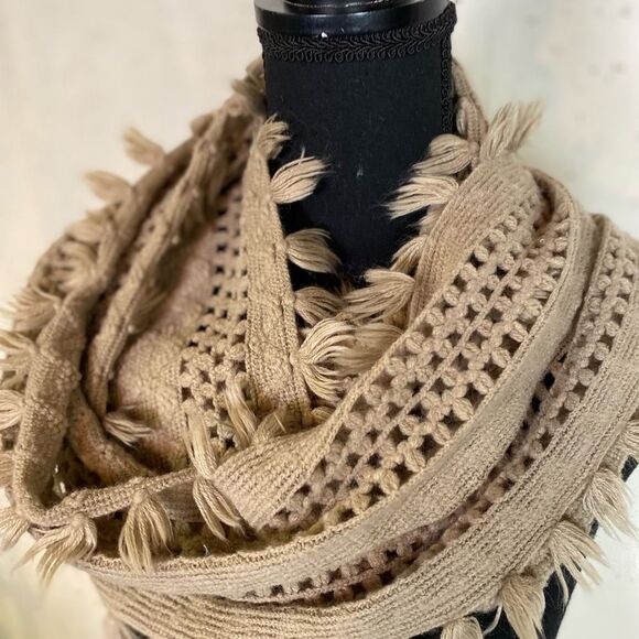 #155 BP Knit Scarf - Picture 3 of 6